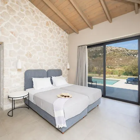 Margarita فيلة كاتيليوس