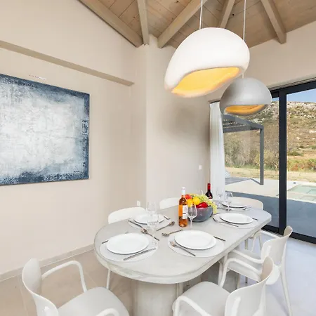 Margarita كاتيليوس