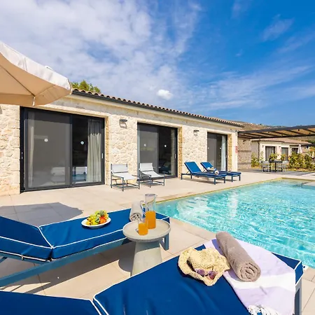 Margarita Villa Katelios